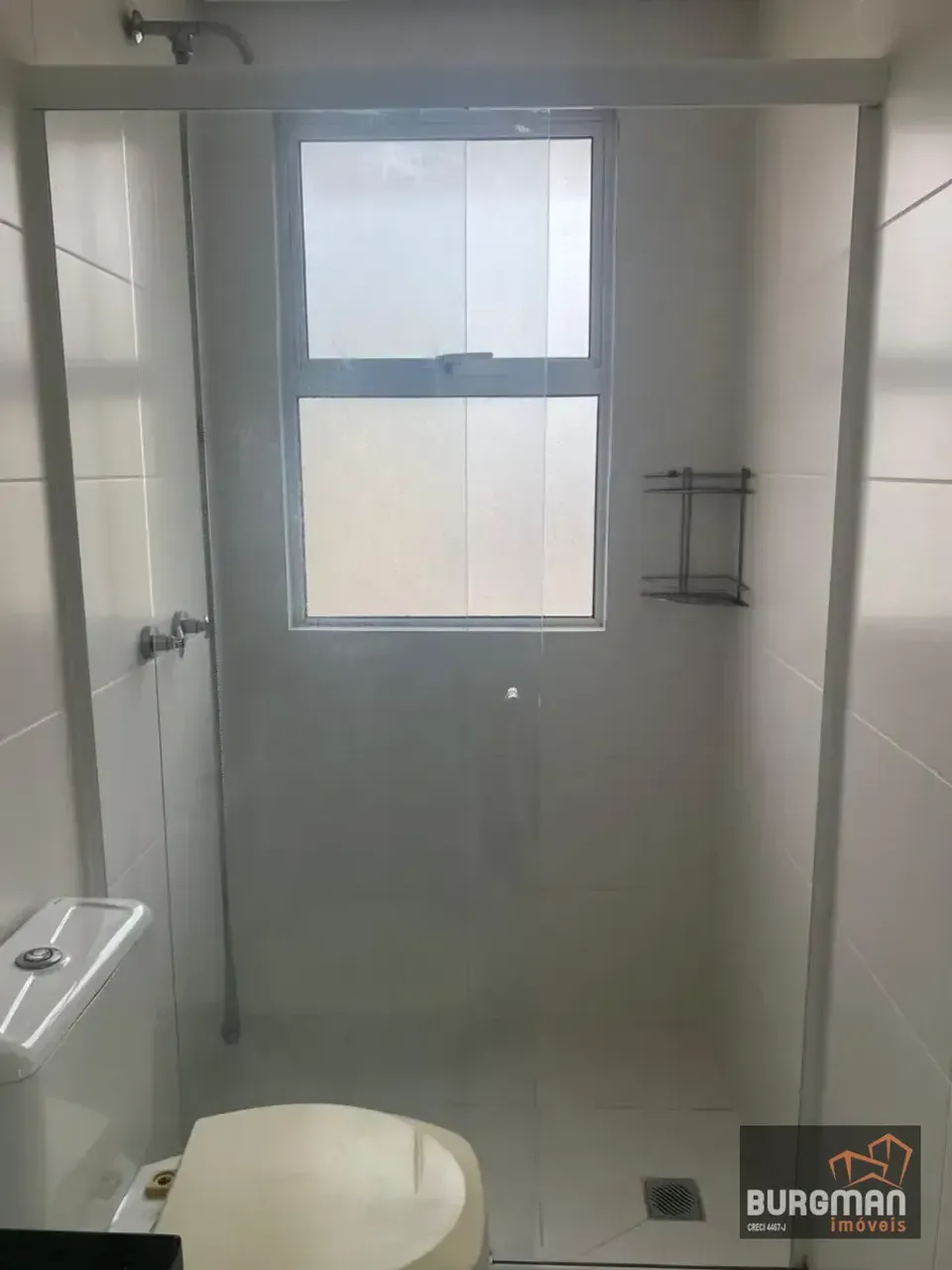 Unfurnished studio with no parking for 1 bedroom 1 bath — photo 12