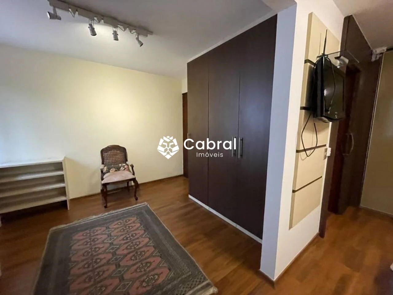 Casa com 3 dormitórios, suíte e jardim privado — photo 25