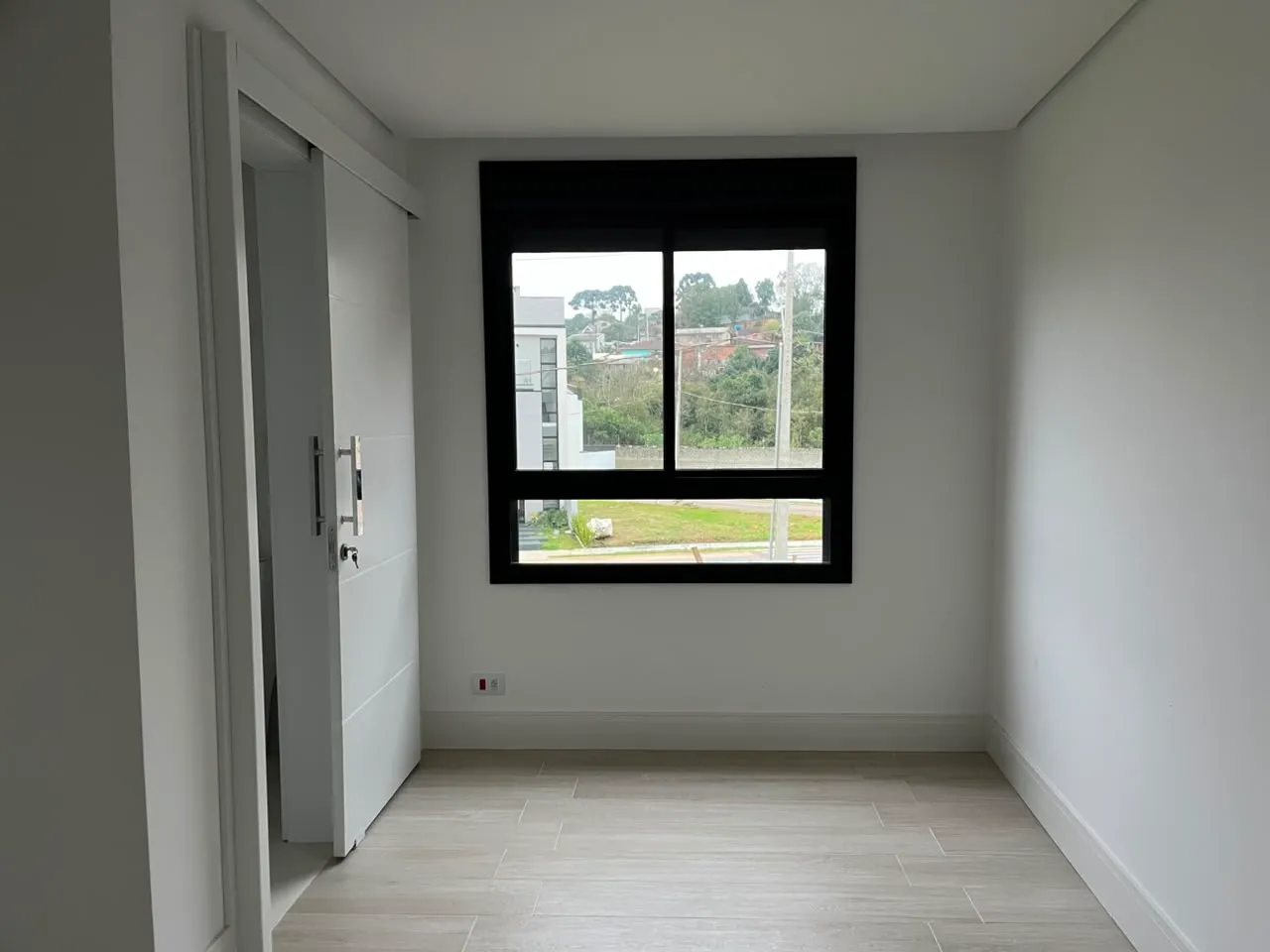 3-bedroom apartment in a building with a sauna — photo 22