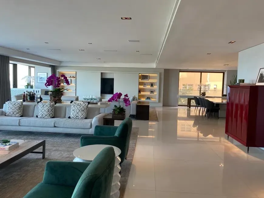 Apartamento sin muebles con 4 dormitorios y 5 baños — photo 14