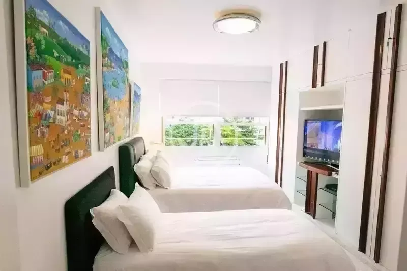 Rental apartment 4 bedrooms 587 m² with 4 parking spots — photo 30