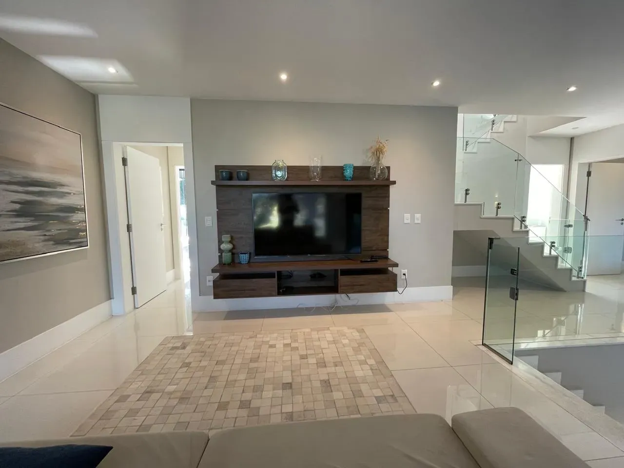 760 m² house with a private pool and a jacuzzi — photo 19