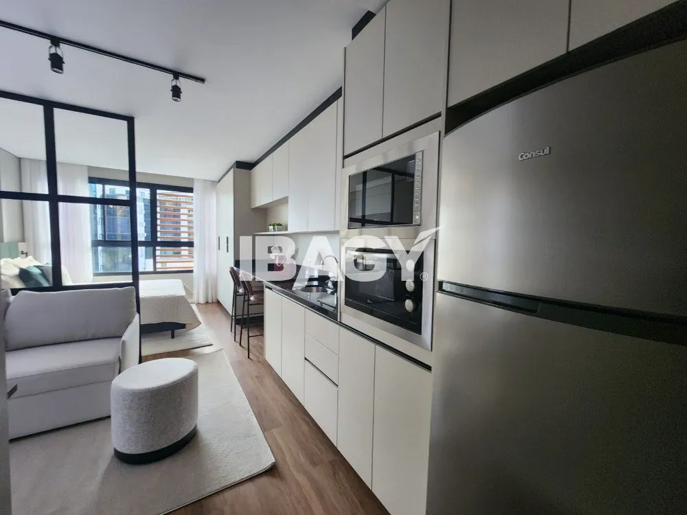 Furnished 40 m² studio with 1 bedroom and 1 bathroom — photo 3