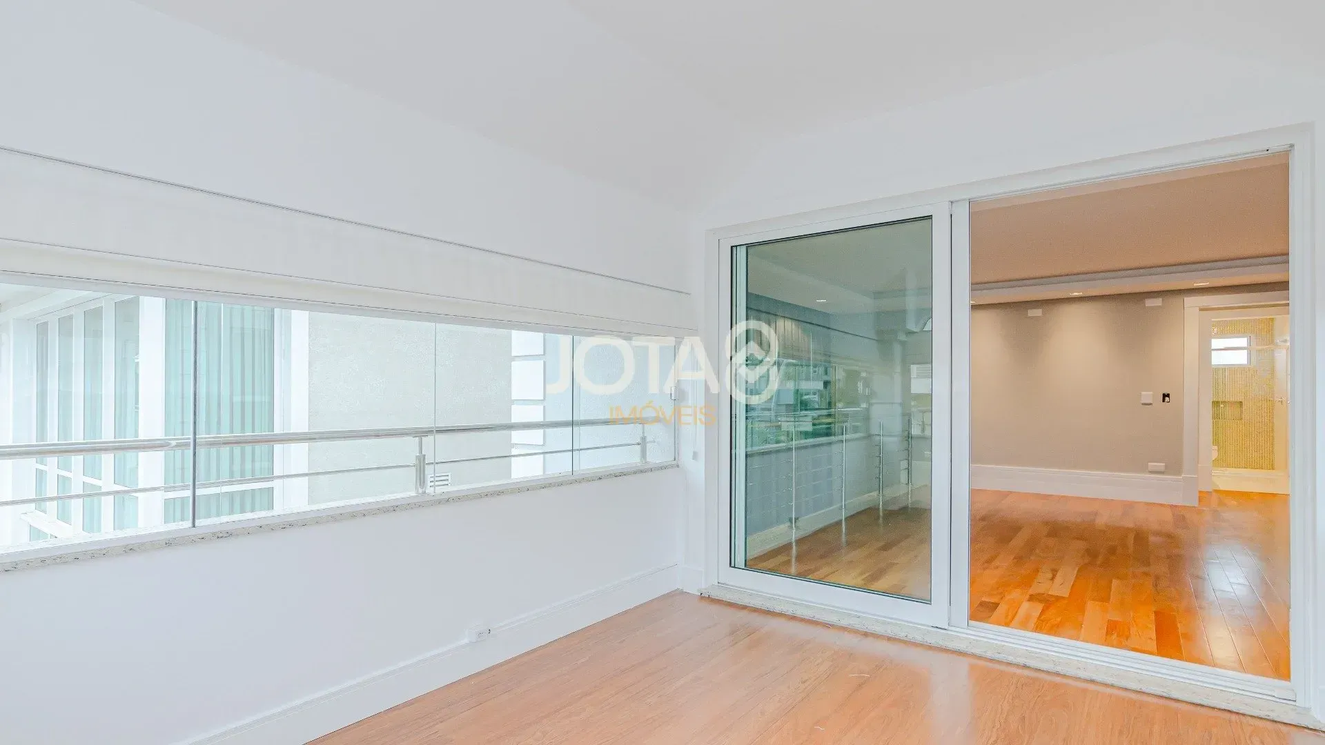 Condominium house with 4 en-suite bedrooms, 492 m² — photo 21