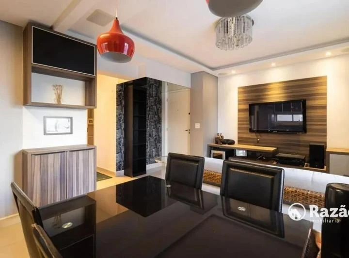 99 m² apartment with 2 bedrooms, suite and balcony — photo 4