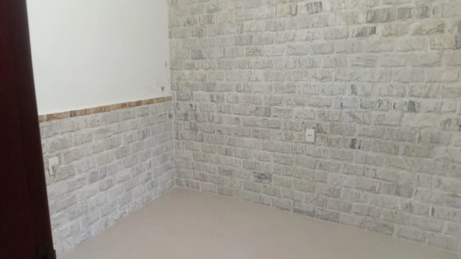 House with 2 bedrooms, 1 bathroom and separate kitchen — photo 16