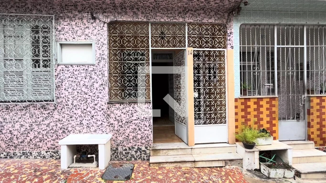 Casa sem mobília com 2 quartos e varanda — photo 15