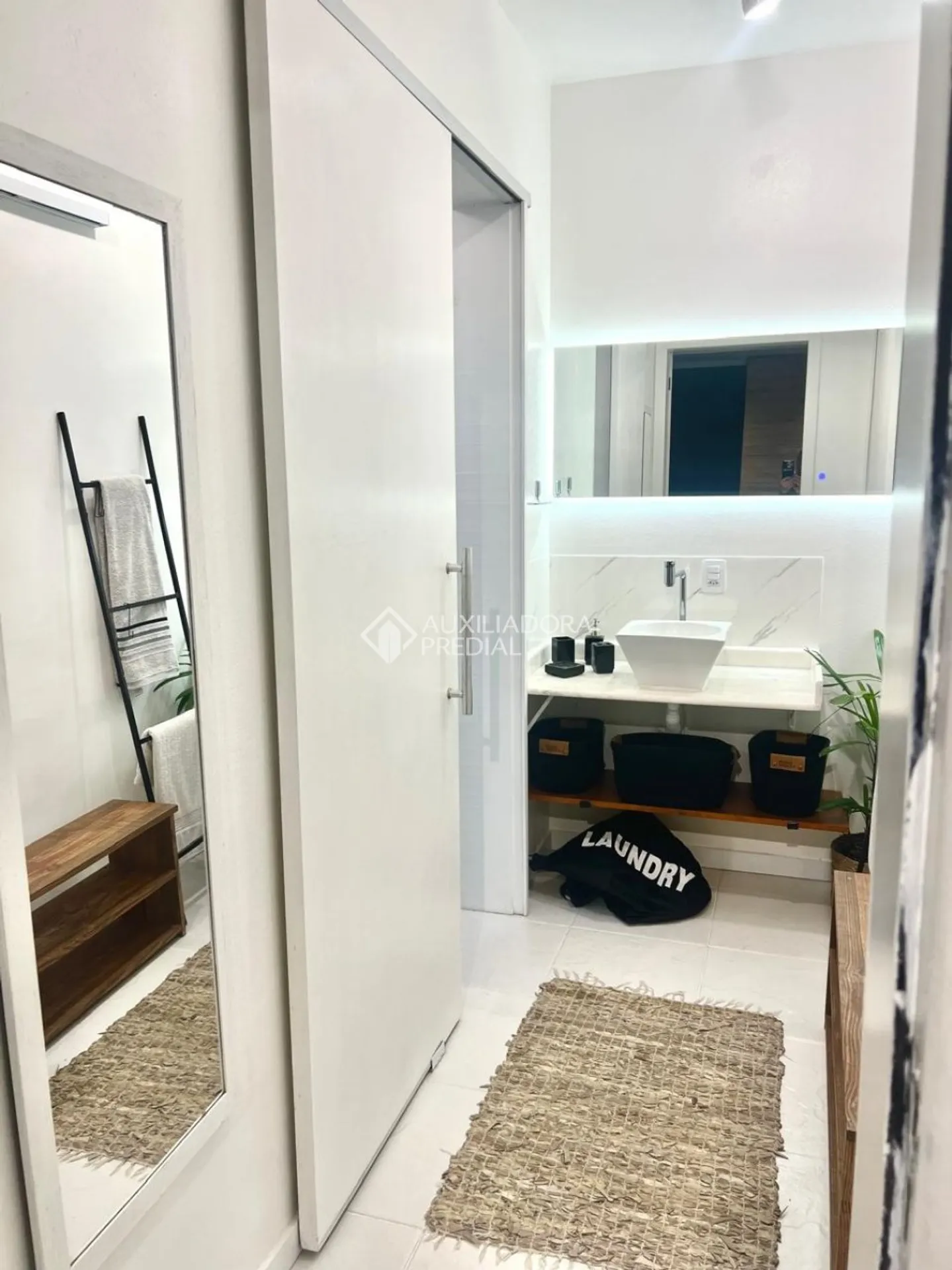 Estúdio mobiliado de 30 m² com churrasqueira na varanda — photo 28