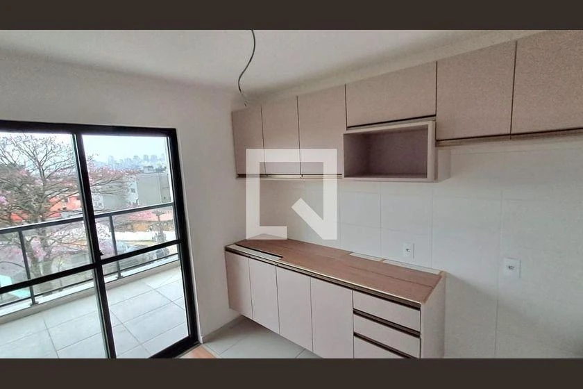 2-bedroom apartment with wood or laminate floors — photo 2