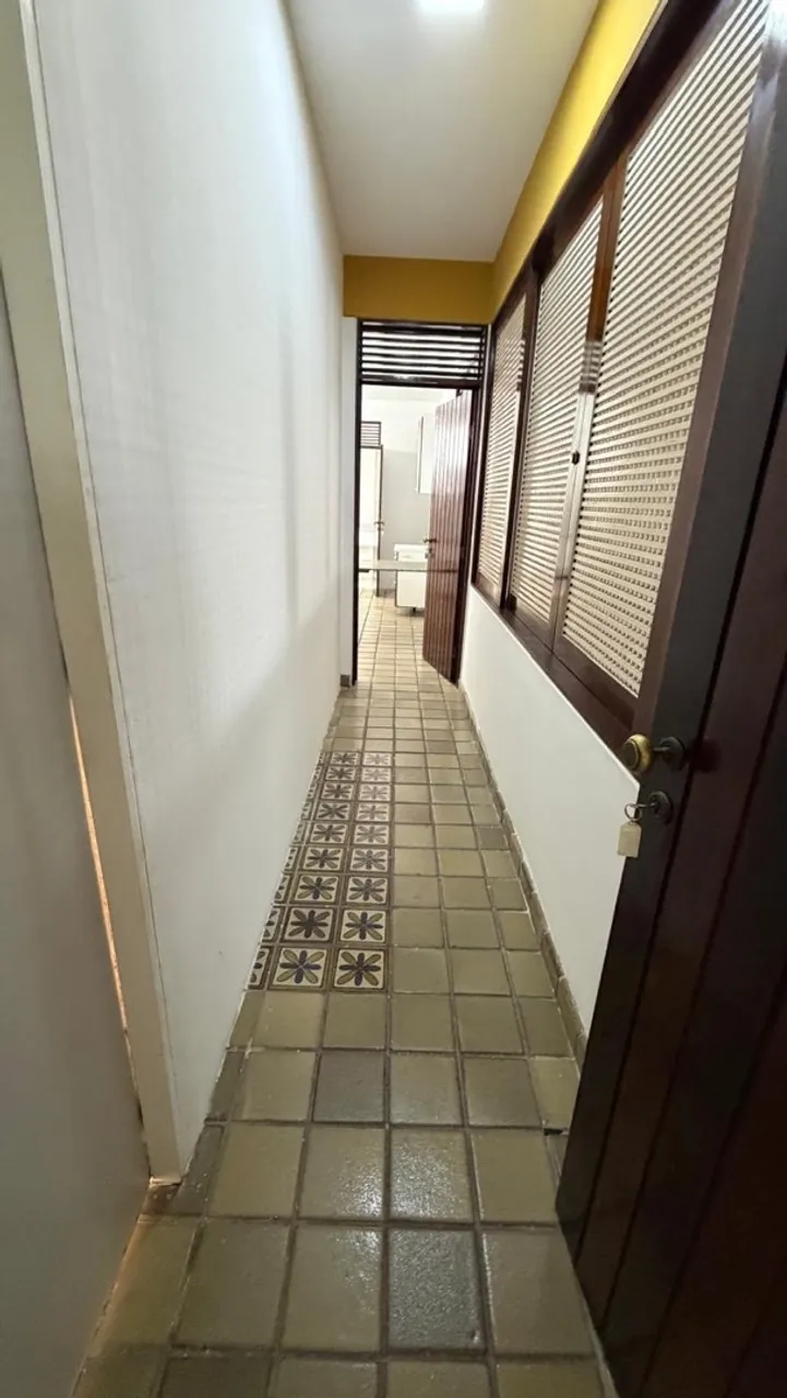 5-bedroom house, 400 m² — photo 16