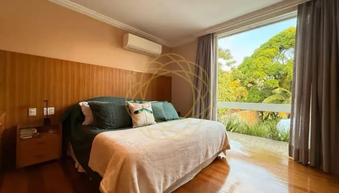 Casa para locação com 4 quartos e 5 banheiros — photo 3
