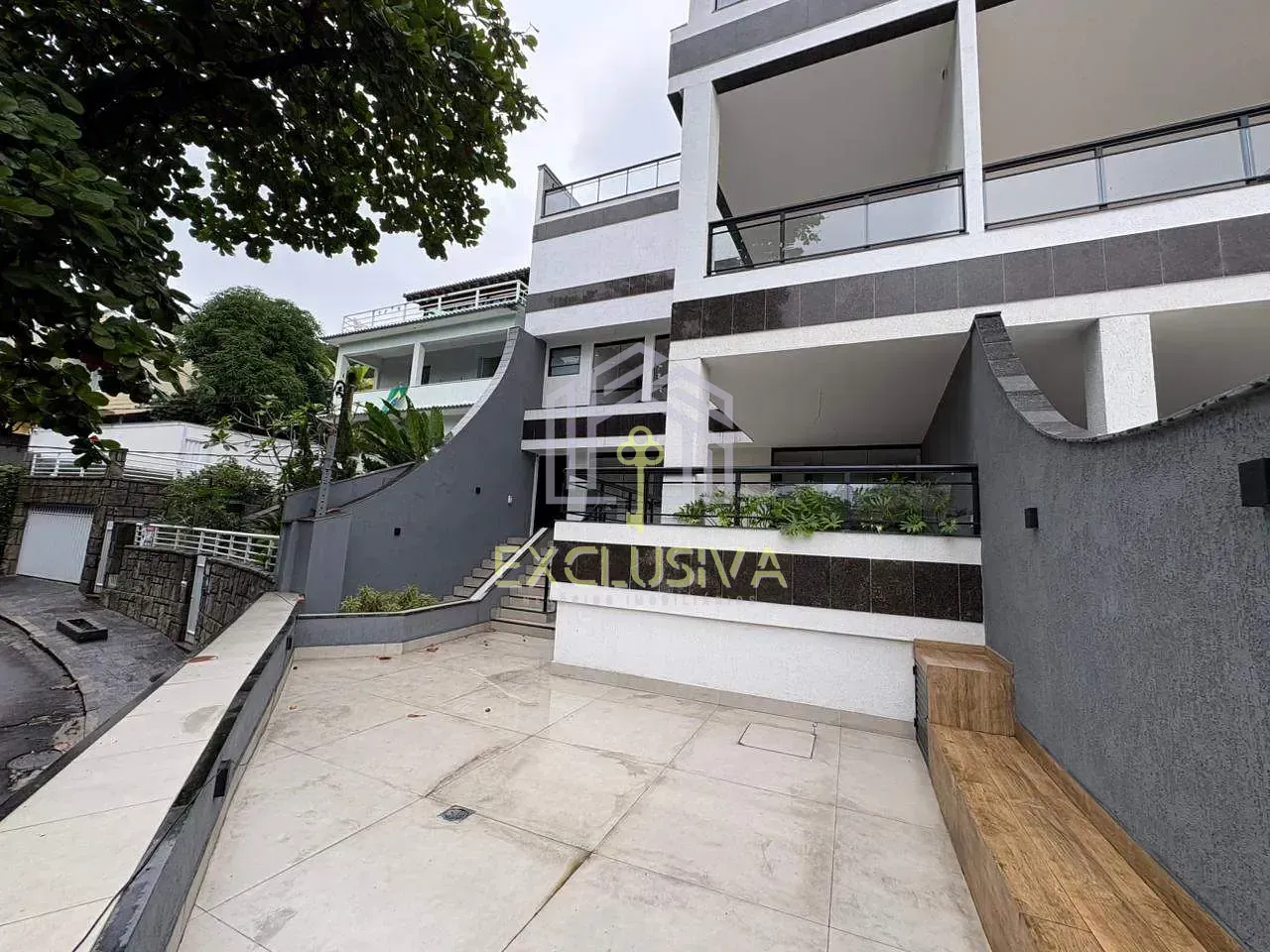 Casa duplex com 3 quartos e 4 banheiros — photo 2