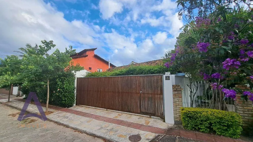 Casa, 180 m², com varanda gourmet — photo 4