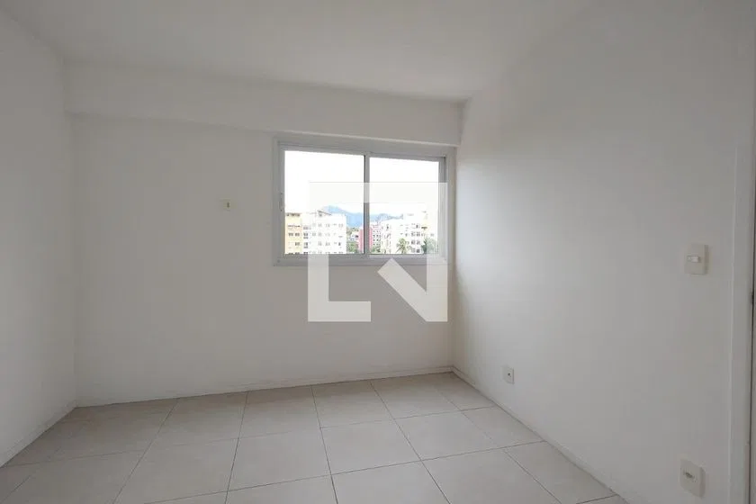 Apartamento de 59 m² com 2 quartos e varanda — photo 35