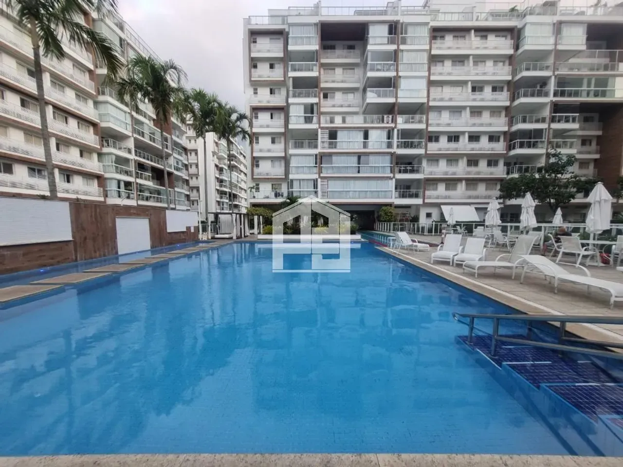 Apartment, 69 m², with a jacuzzi — photo 50