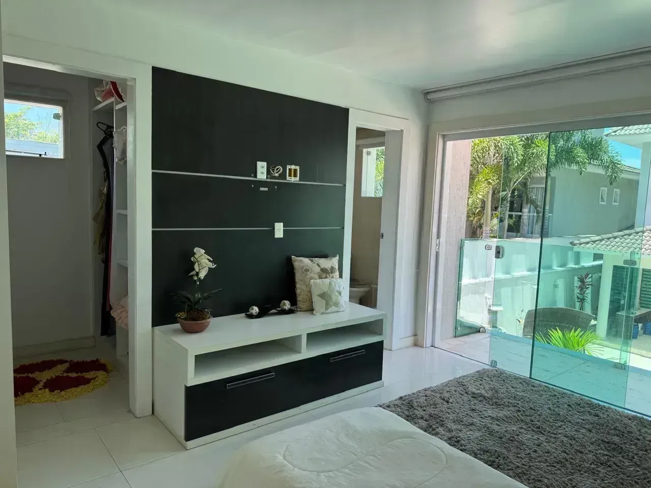 Furnished house with 6 suites and a private garden — photo 30