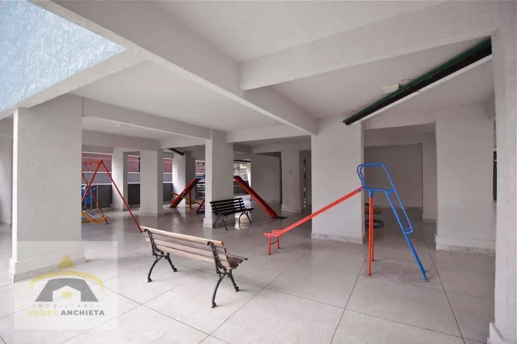Furnished 1-bedroom apartment with a private BBQ area — photo 29