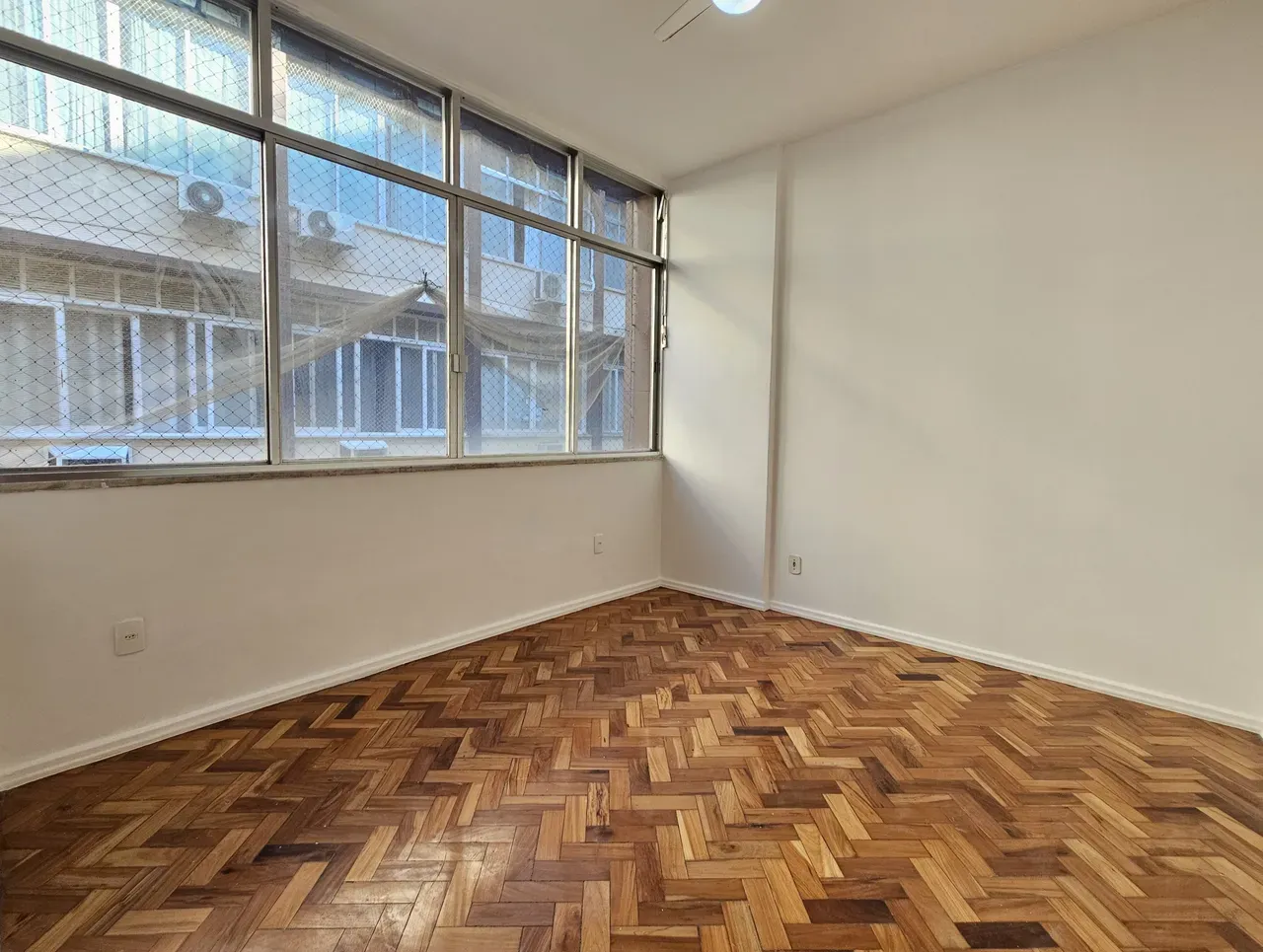 Departamento en piso 5 con piso de madera o laminado — photo 10
