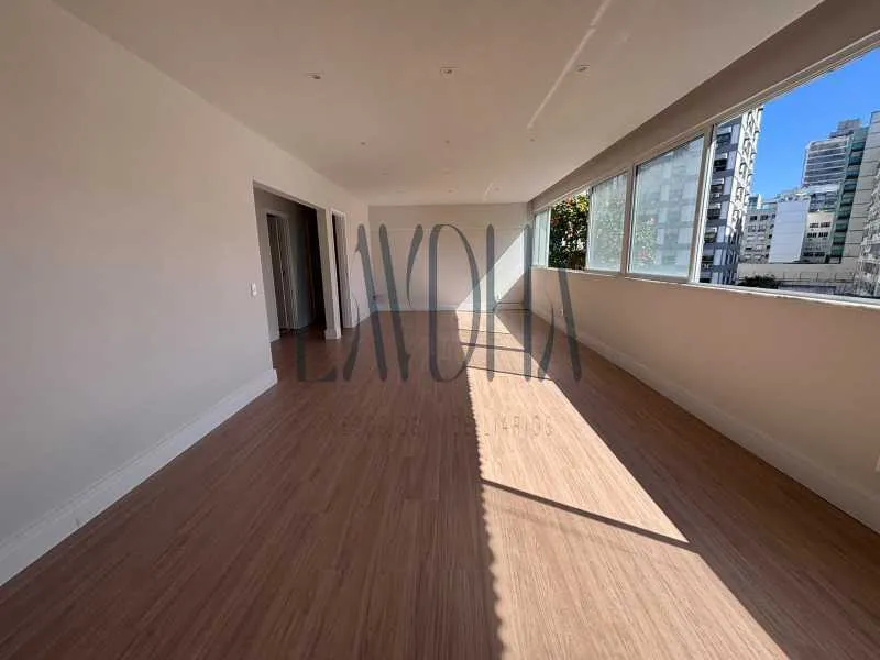 Apartment with 4 bedrooms, 1 en-suite, 138 m² — photo 3