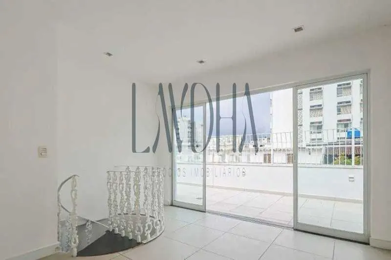 Duplex penthouse with balcony grill and 4 bedrooms — photo 19