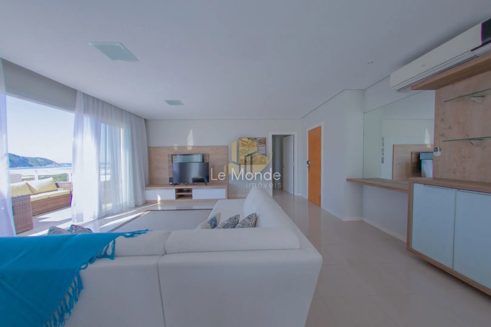 Apartamento amueblado con 4 dormitorios y 382 m² — photo 46