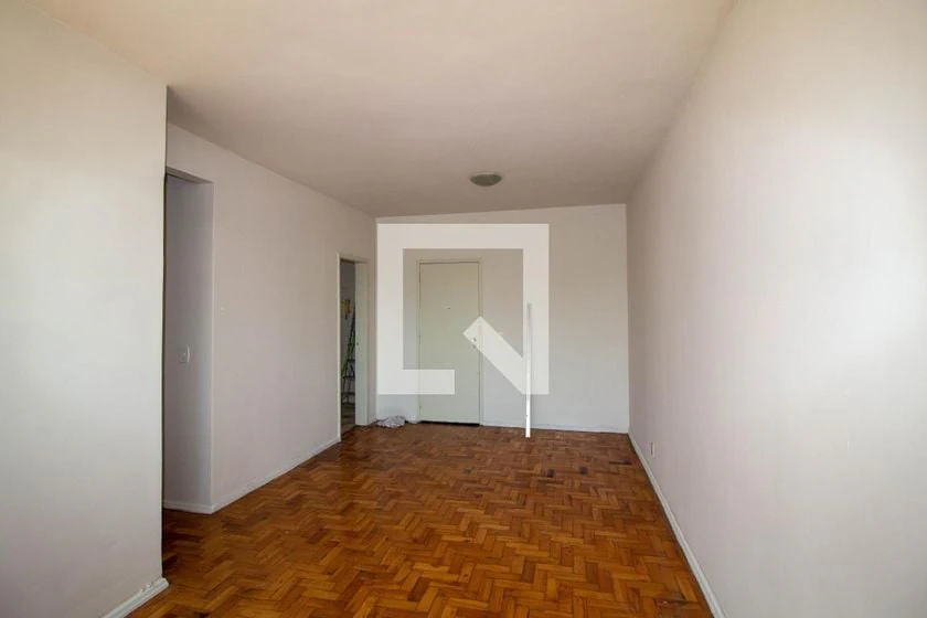 Apartment, 85 m², with wood or laminate floors — photo 11