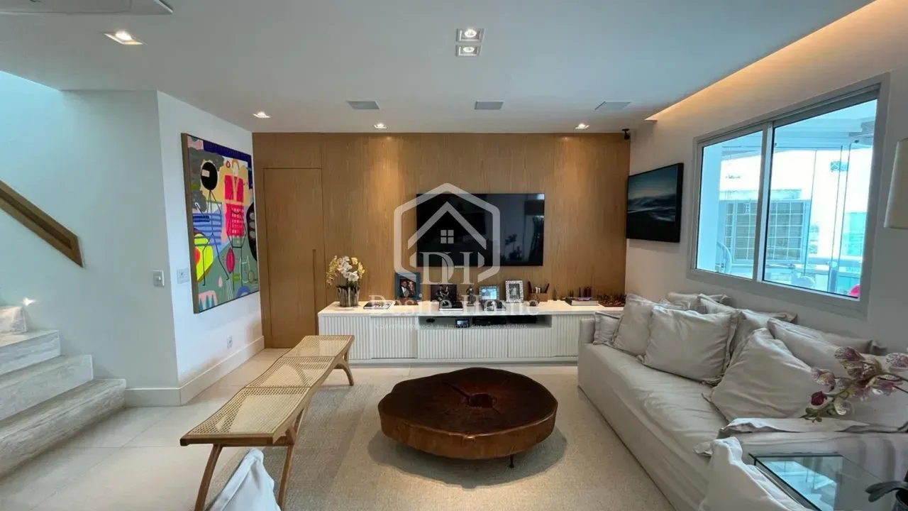 Furnished apartment with 4 bedrooms and open-plan kitchen — photo 17