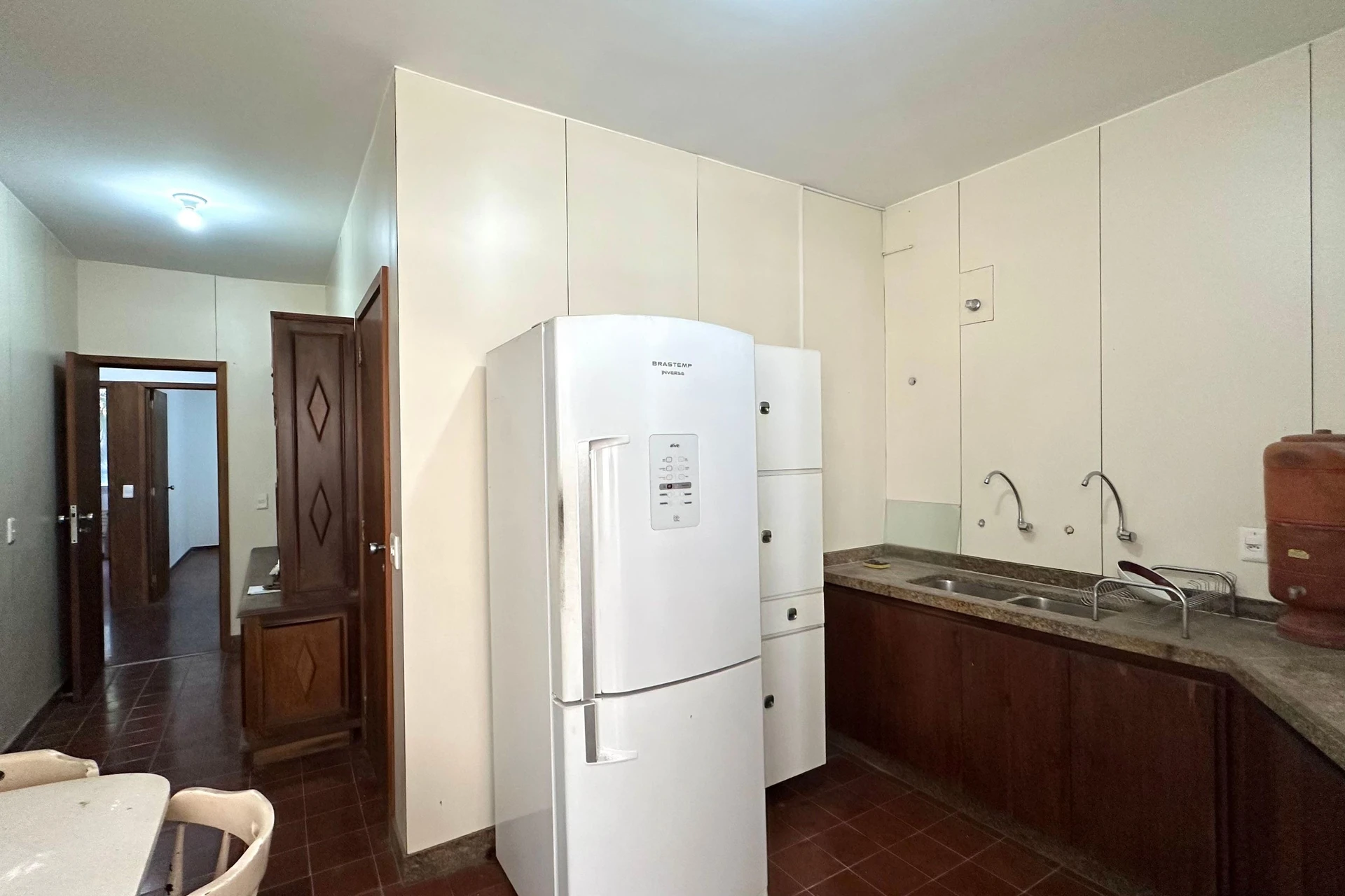 Furnished apartment, 113 m², with a home office — photo 2