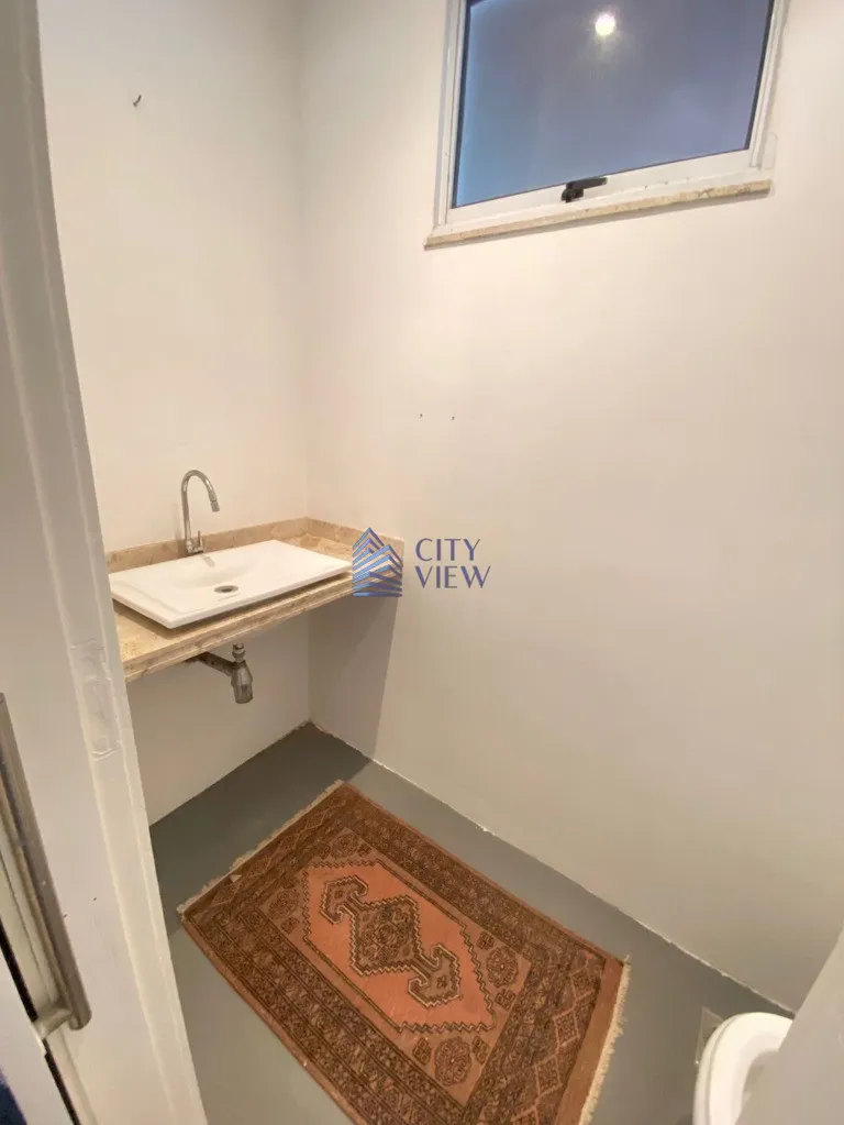Unfurnished 4-bedroom house with 1000 m² — photo 12