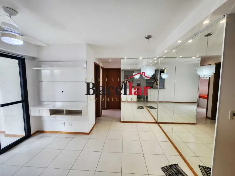 2-bedroom apartment with a washing machine in Rio de Janeiro — photo 3