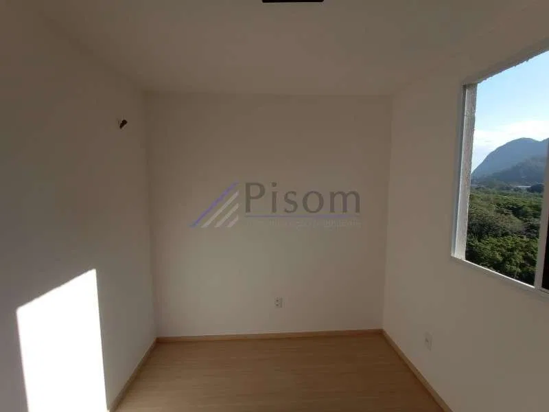 3-bedroom apartment with a glass-enclosed balcony — photo 14