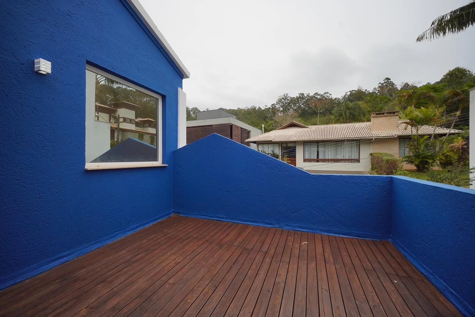 4-bedroom house with a mountain view in Florianópolis — photo 8