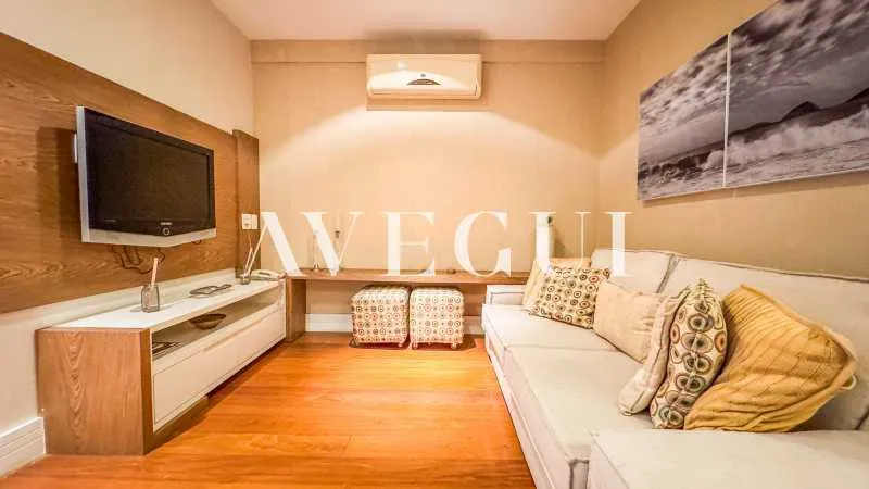 Apartamento sem mobília com 3 dormitórios e varanda fechada — photo 4
