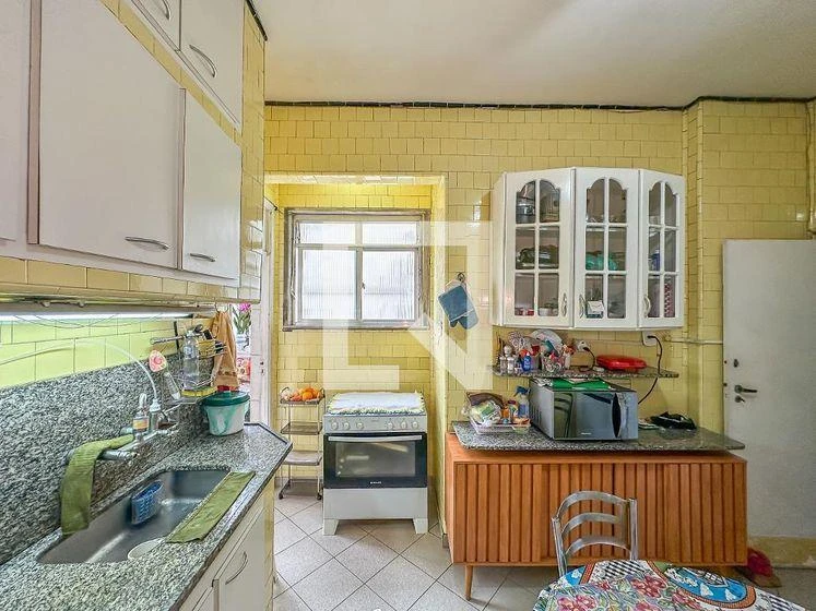 Ванна та 4 спальні: квартира 206 м² — photo 15