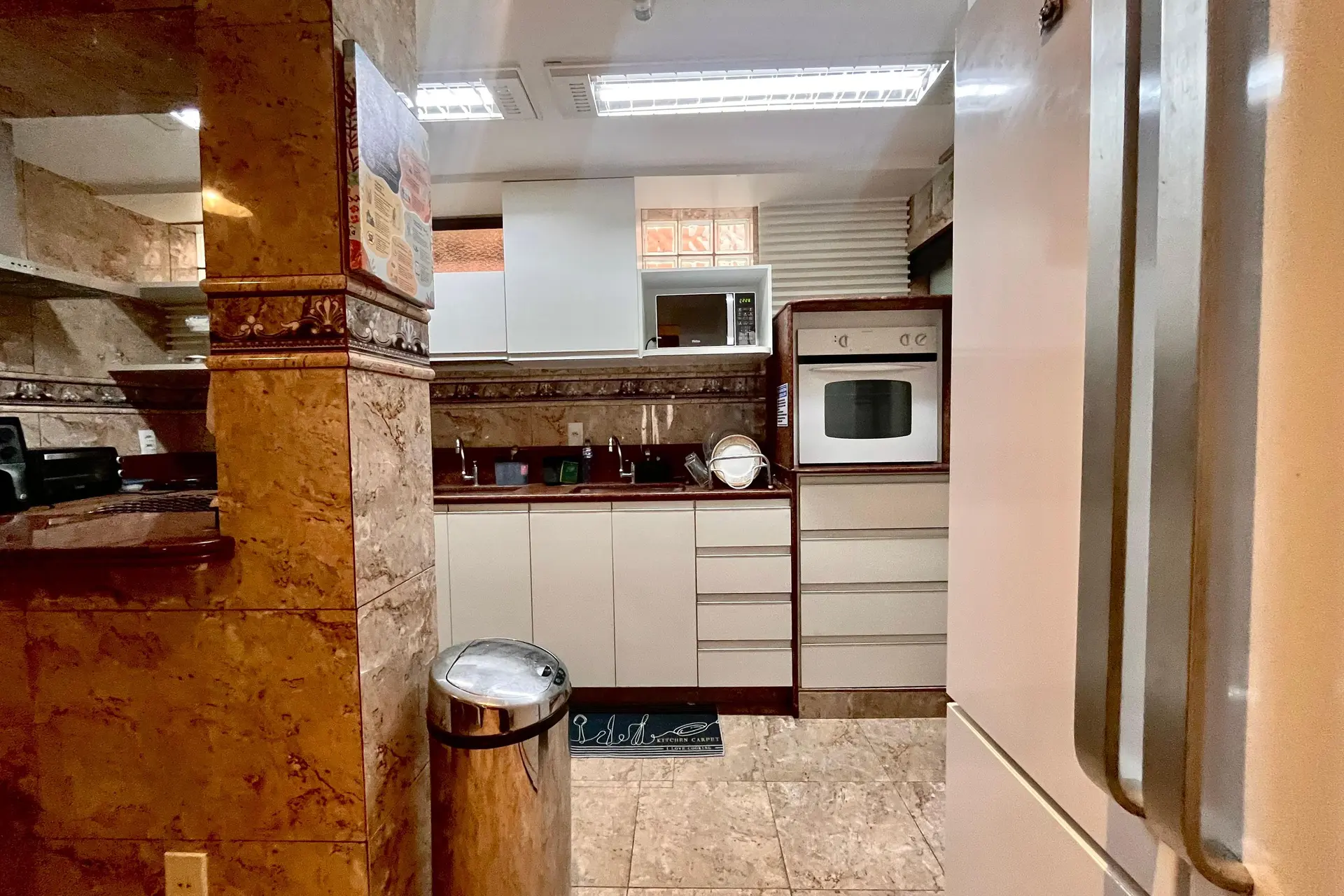 Furnished house with a separate kitchen and balcony — photo 16