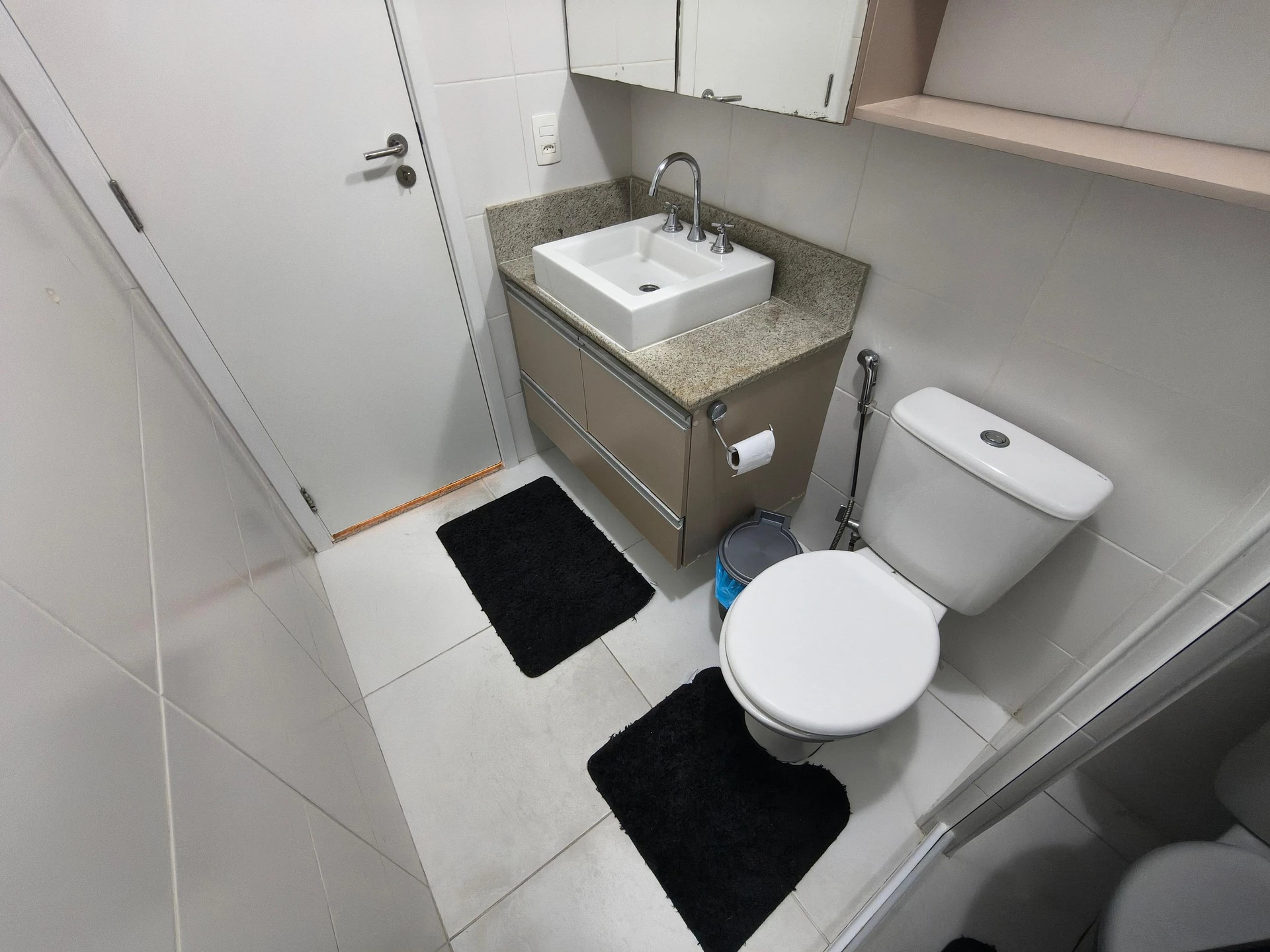 3-bedroom apartment with a mountain view — photo 42