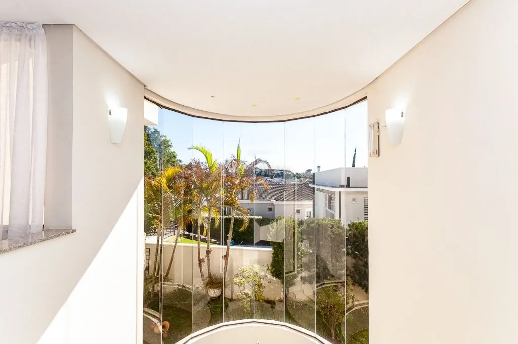 Furnished house with 4 bedrooms across 1167 m² and 8 spots — photo 84