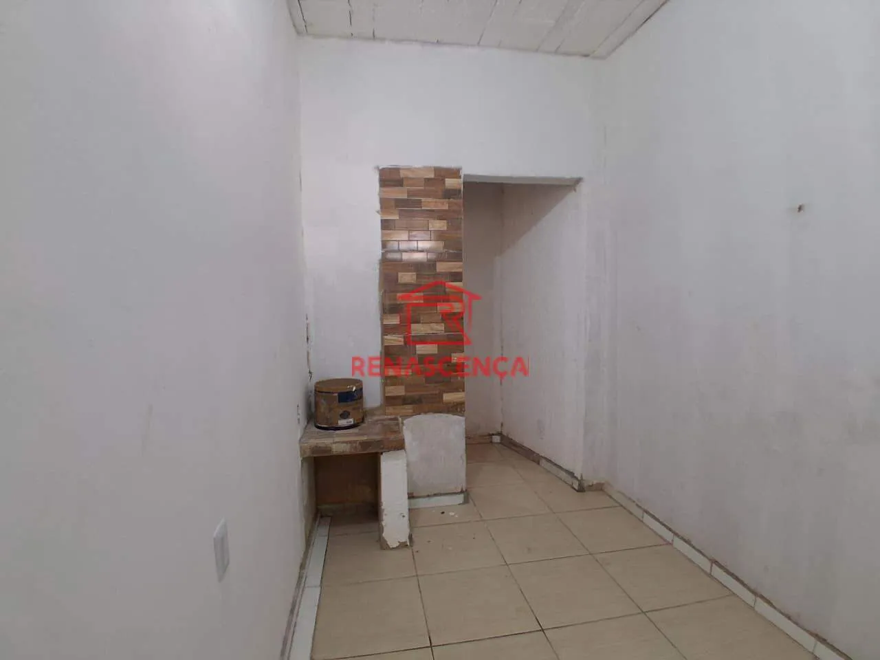 2-bedroom house with a compact kitchenette corner — photo 3