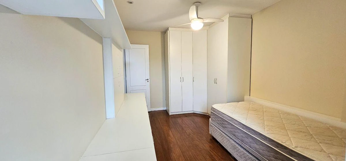 197 m² furnished apartment with 3 bedrooms and 2 parking spaces — photo 28
