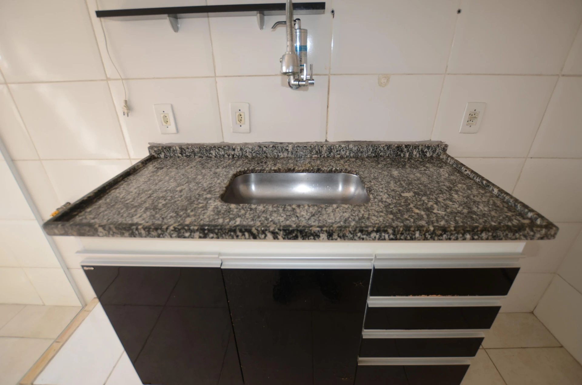 Apartamento de 2 quartos em condomínio com piscina — photo 12