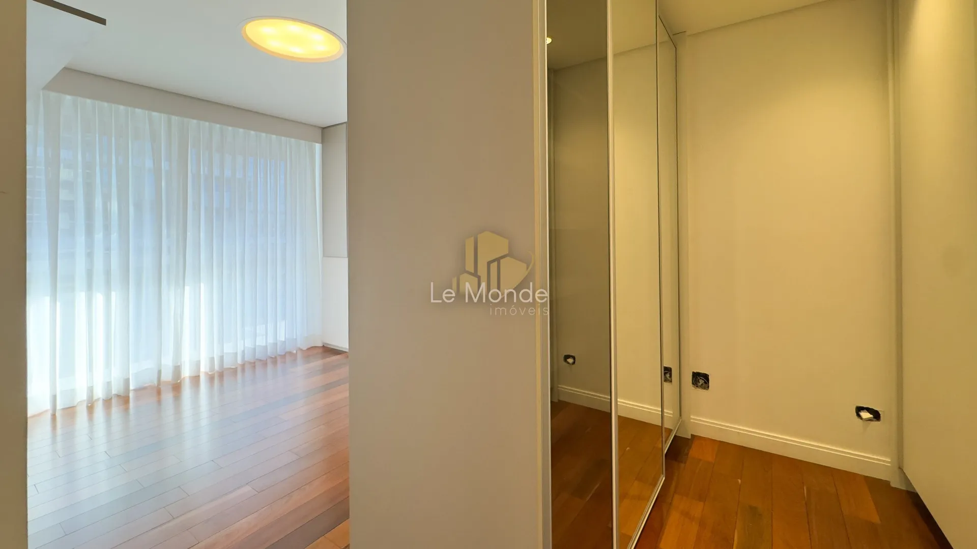 Duplex apartment with 3 bedrooms and 156 m² — photo 38
