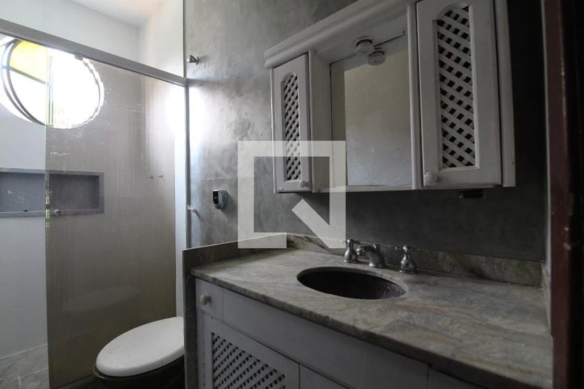 4-bedroom house with a mountain view in Rio de Janeiro — photo 15