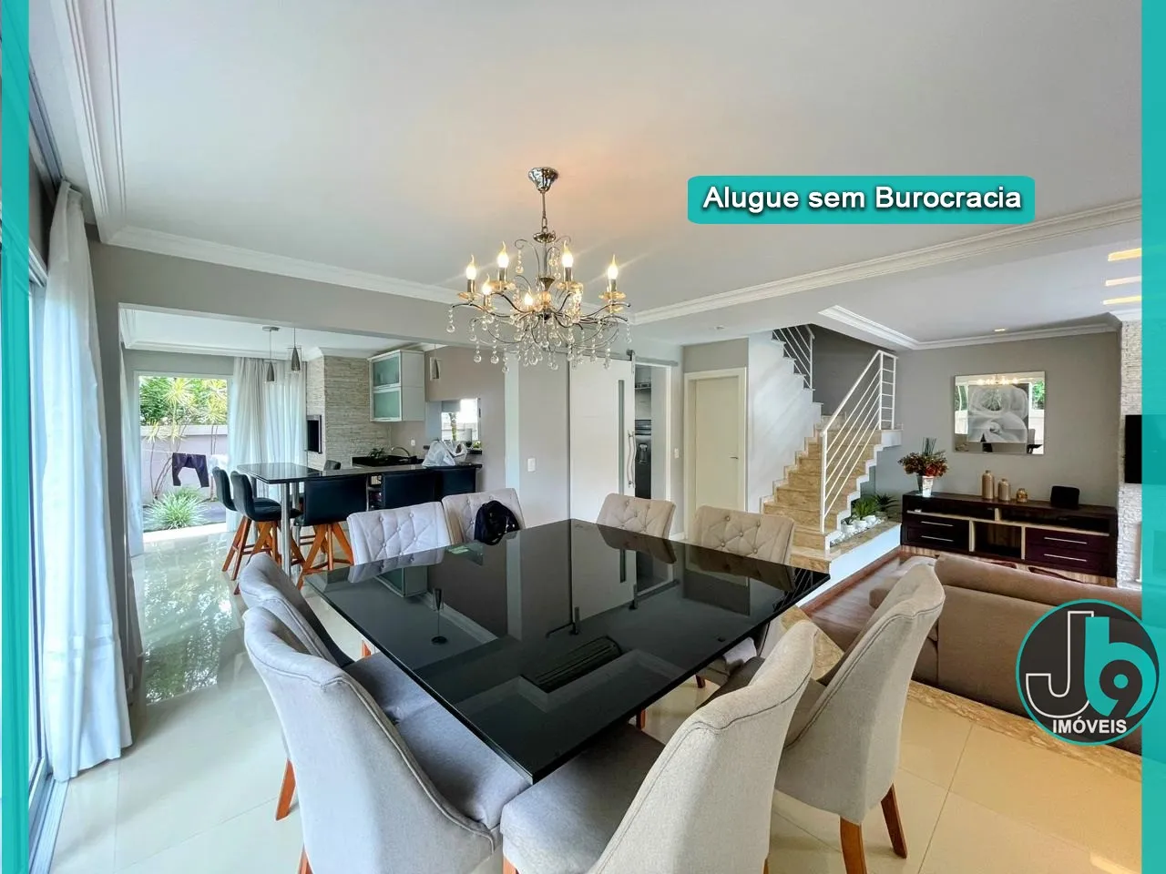 Condominium house with 4 bedrooms and 2 suites