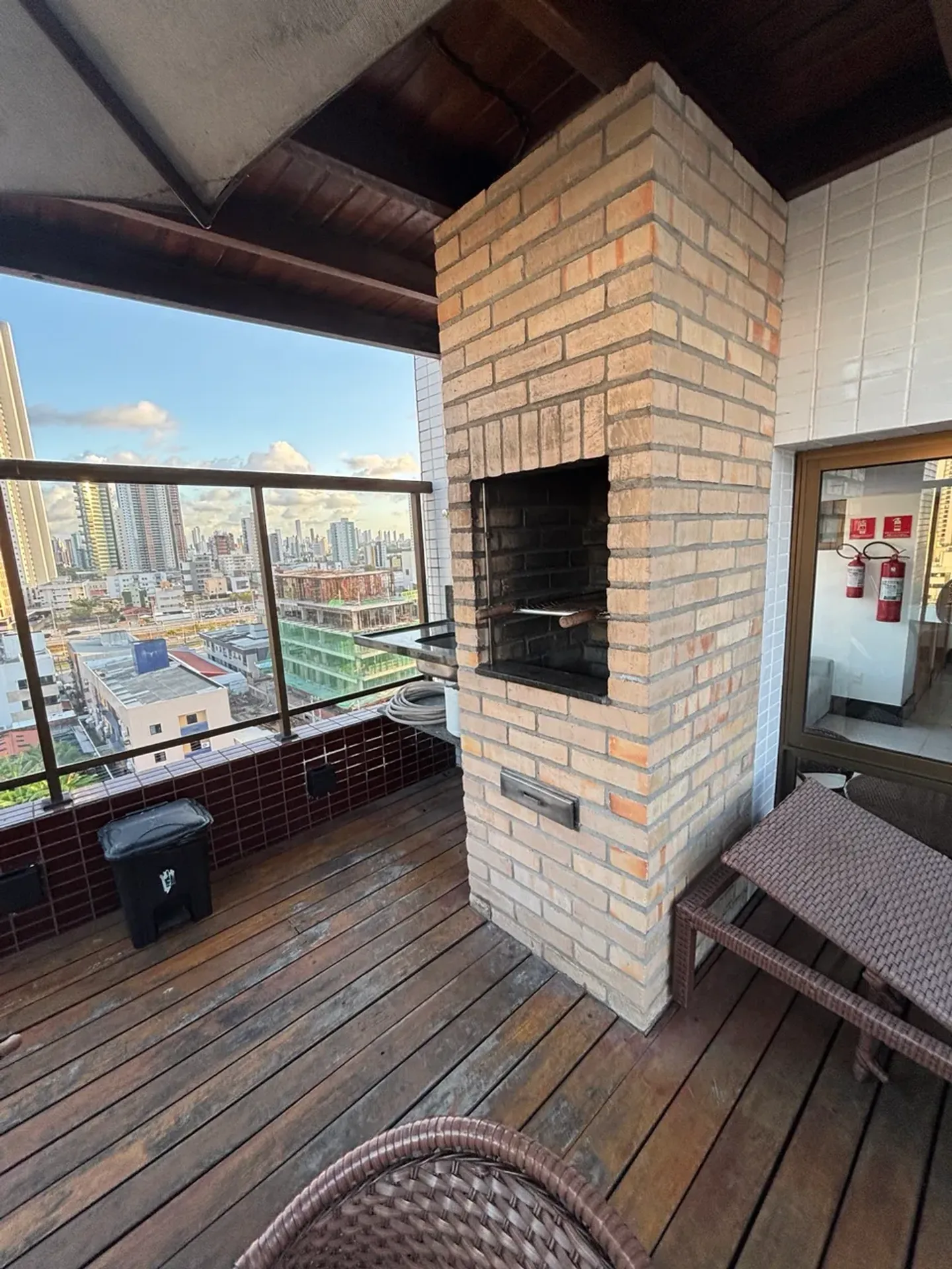 Furnished apartment, 53 m², with a grill on the balcony — photo 17