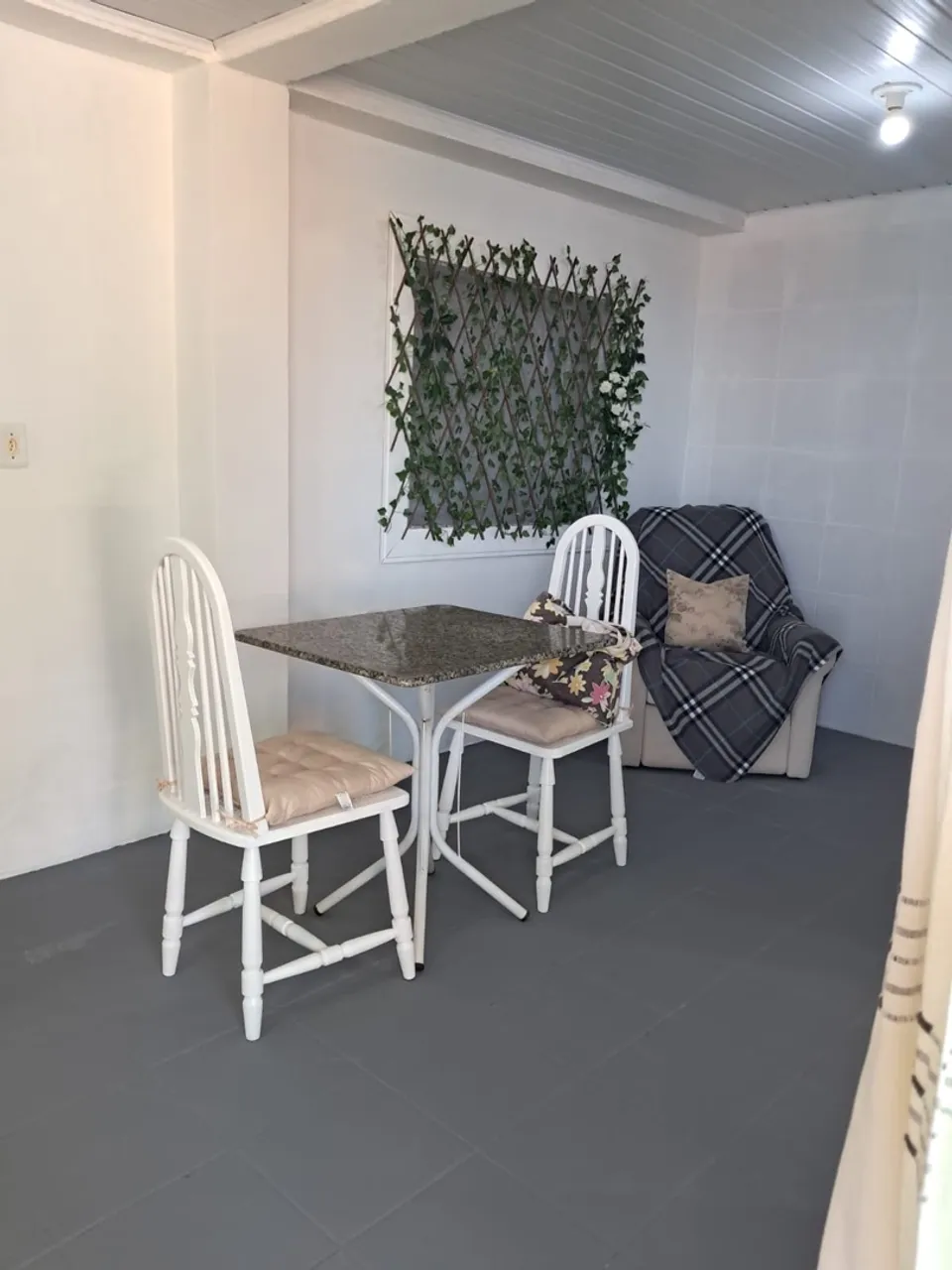 Furnished studio, 35 m², with a water view — photo 7