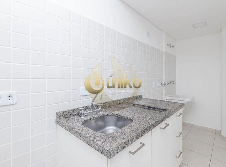 35 m² apartment with 1 bedroom and a closed kitchen — photo 4