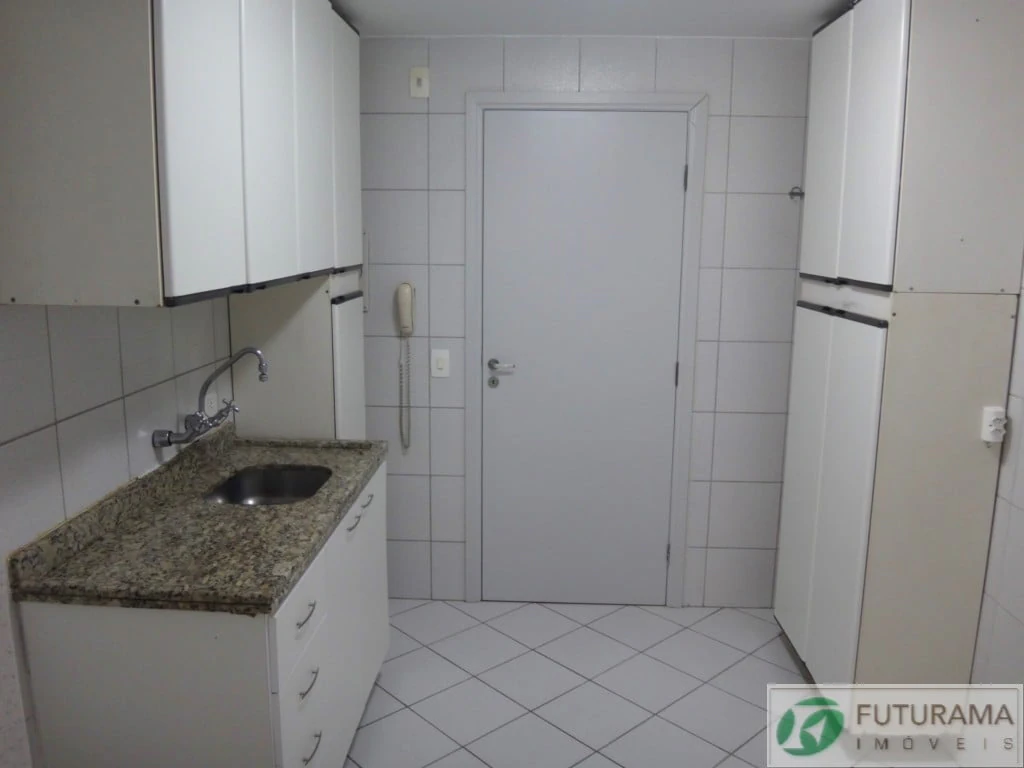 Apartment, 123 m², with wood or laminate floors — photo 23