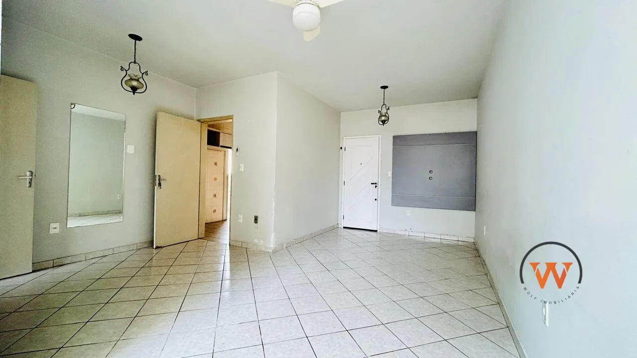 3-bedroom apartment with a separate kitchen and pets — photo 9