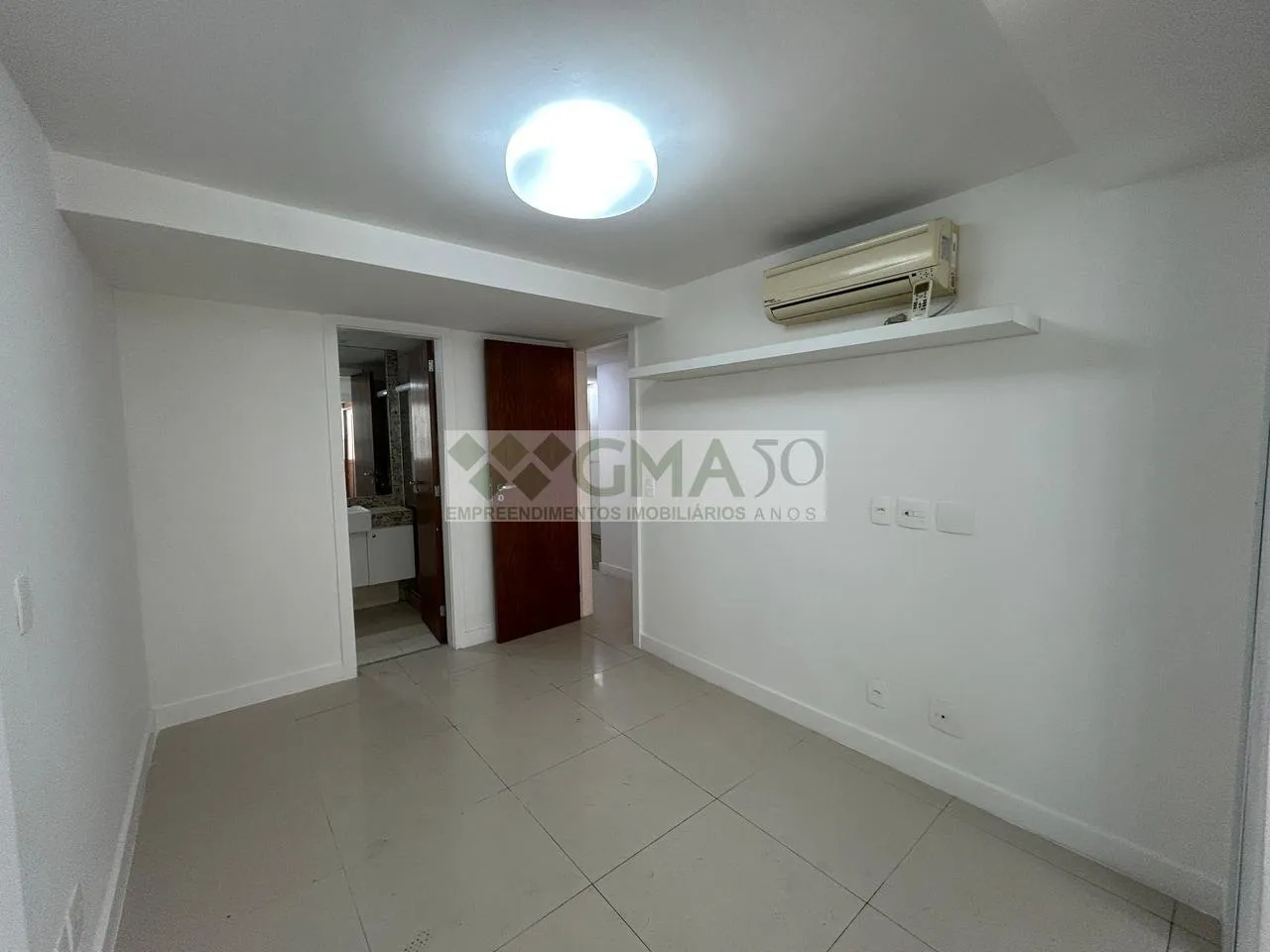 Apartamento com 4 quartos e 5 banheiros com vaga — photo 24