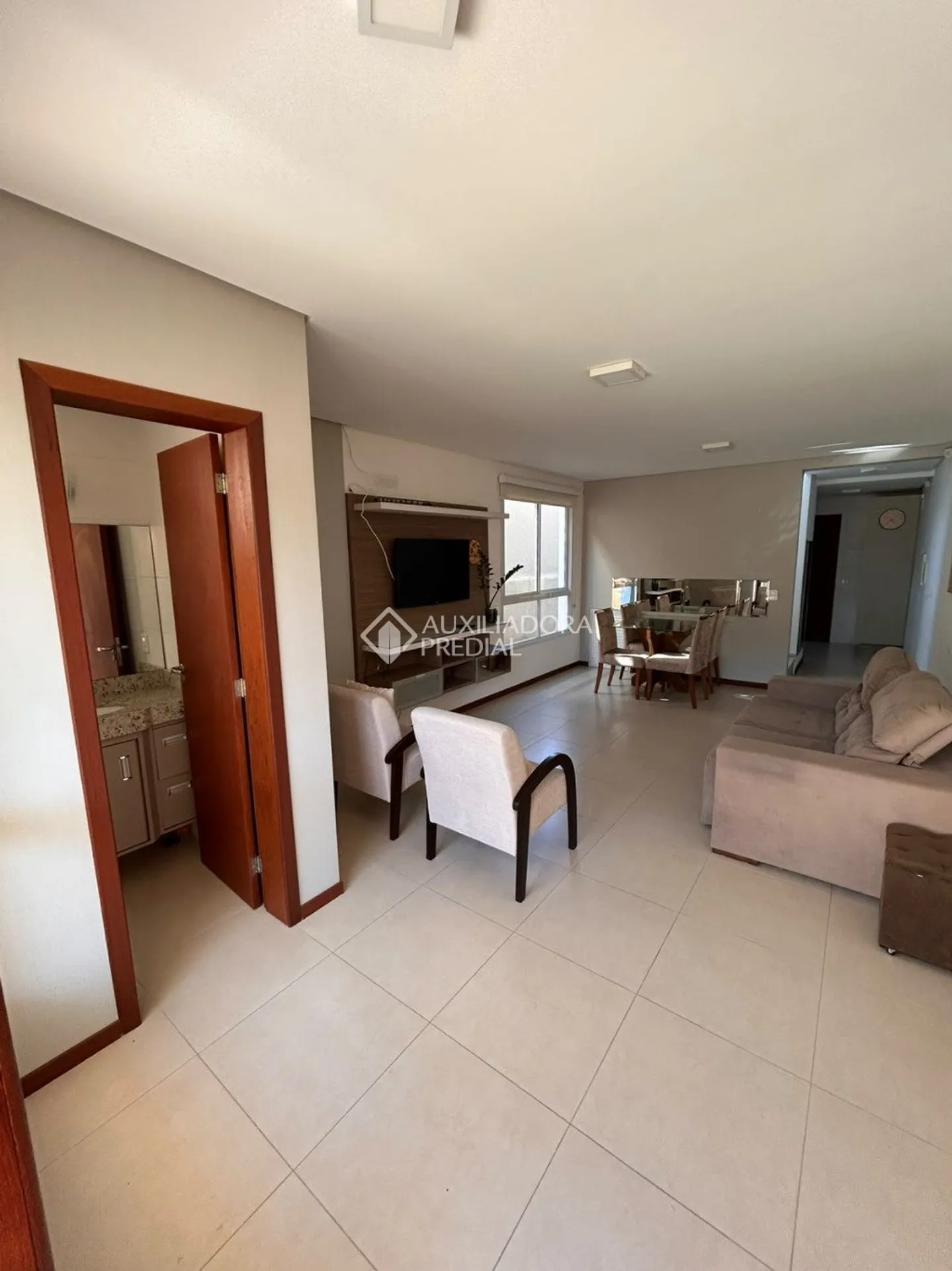 Furnished house, 130 m², with a washing machine
